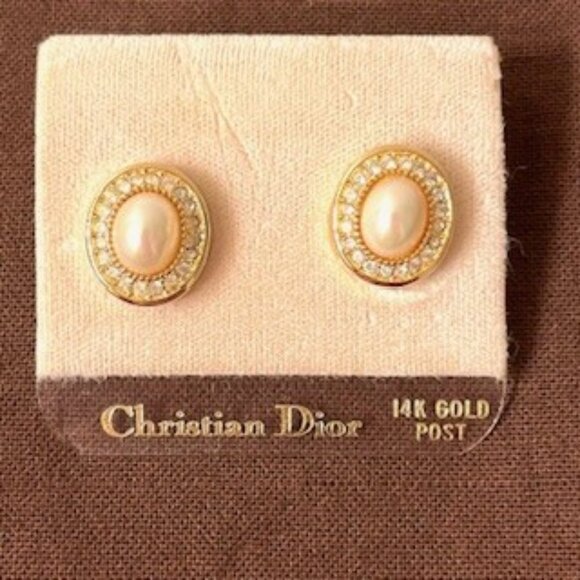 Christian Dior Faux Pearl with 14k gold post Earrings - Picture 1 of 2